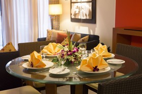 Homm Suites Laguna