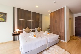 Golden Manora Hotel