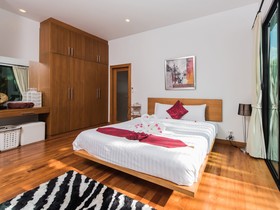 Peykaa Villas