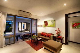 Seastone Pool Villa