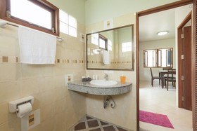 Villa Behind The Sea