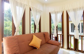 Villa Behind The Sea