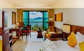 Andacura Beachfront Collextion Panwa Phuket