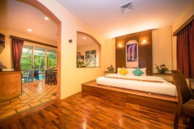 Ao Chalong Villa Resort & Spa