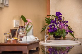 Ao Chalong Villa Resort & Spa