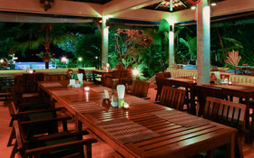 Ao Chalong Villa Resort & Spa