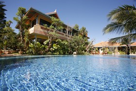 Ao Chalong Villa Resort & Spa