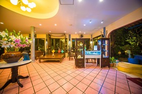 Ao Chalong Villa Resort & Spa