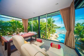 Ao Chalong Villa Resort & Spa