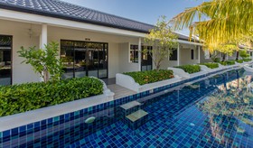Blu Boat Resort