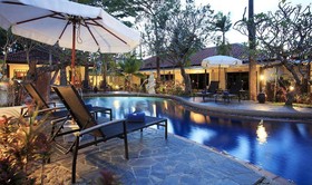 Tuana Hotels Brook Pool Access