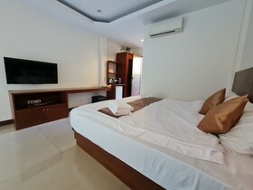 Diana Pool Access Phuket
