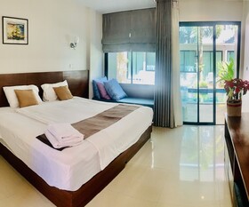 Diana Pool Access Phuket
