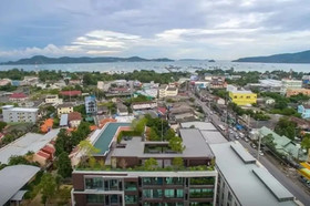Dlux Condominium
