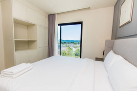 Dlux Condominium