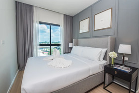Dlux Condominium
