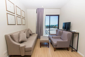 Dlux Condominium