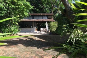 Fern House Retreat