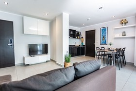 Noon Village Tower 1