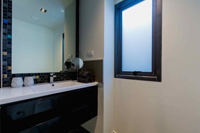 Noon Village Tower 1