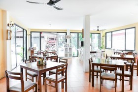 OYO 365 Family Bungalow