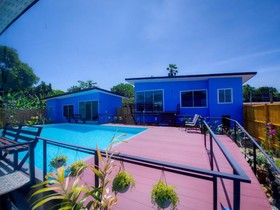 Rad Hut Pool Villa