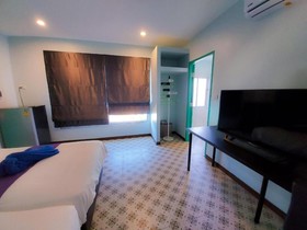 Rad Hut Pool Villa