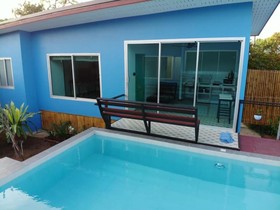 Rad Hut Pool Villa