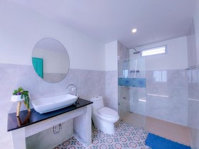 Rad Hut Pool Villa