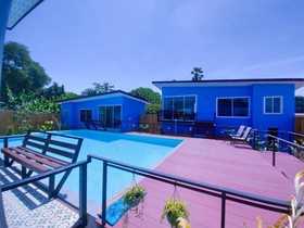 Rad Hut Pool Villa