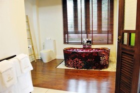 Ratchamaka Villa