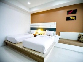 S5 Residence and Cafe