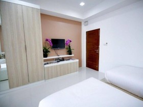 S5 Residence and Cafe