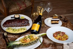 Akra Collection Layan