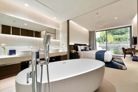 Dream Phuket Hotel & Spa