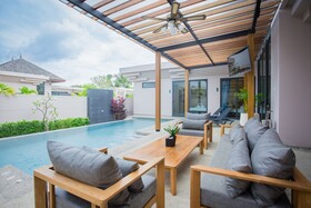 Gold Chariot Pool Villa