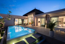 Gold Chariot Pool Villa