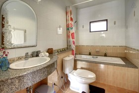 Surin Jungle Villa