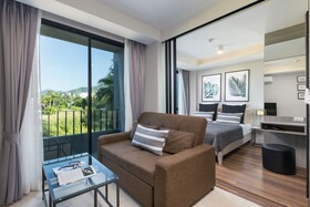 Surin Loft by Holiplanet