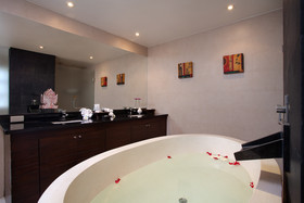 The Residence Resort and Spa Retreat