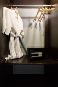 Namaka Resort Kamala