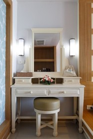 Namaka Resort Kamala