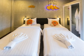 Baan Kamala Guesthouse
