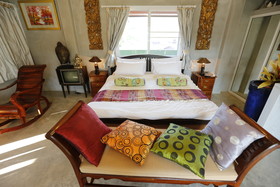 Baan Kamala Guesthouse