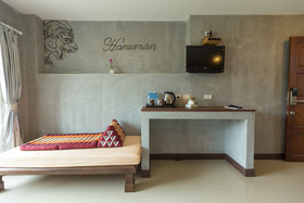 Baan Kamala Guesthouse