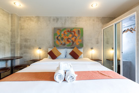 Baan Kamala Guesthouse