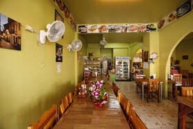 Baan Kamala Backpacker