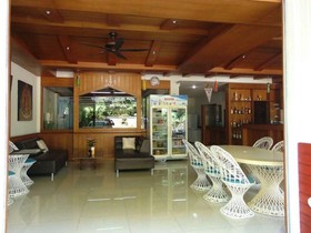Chollada Inn