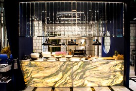 Glam Habitat Hotel