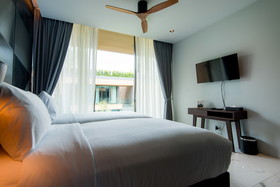 Glam Habitat Hotel